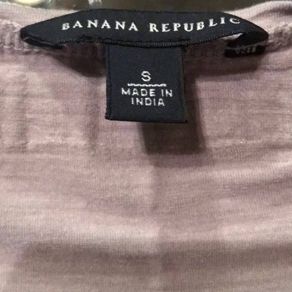 Banana Republic small beaded tee - Picture 2 of 3